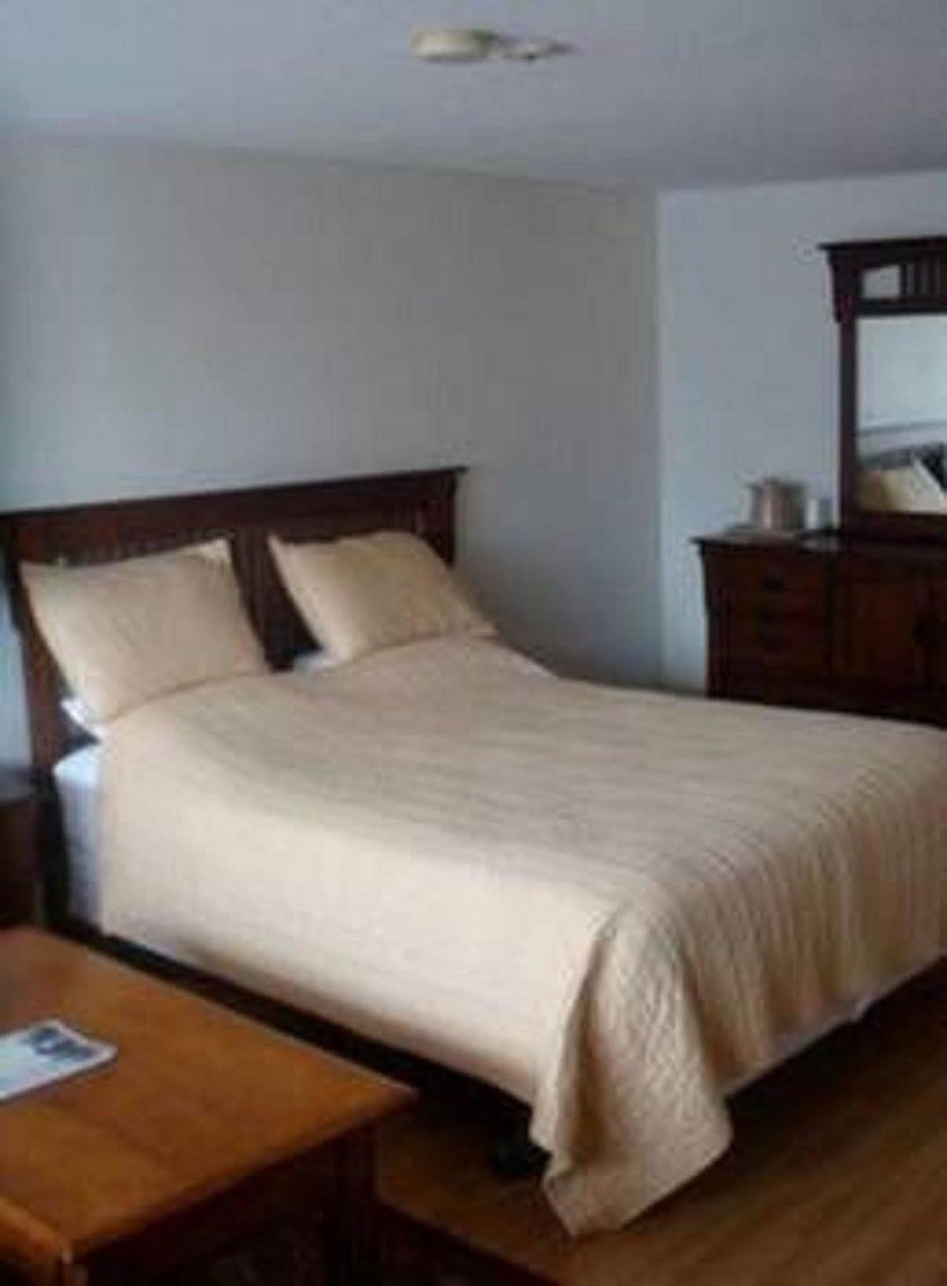 Stonehouse Motel And Restaurant Truro Ngoại thất bức ảnh