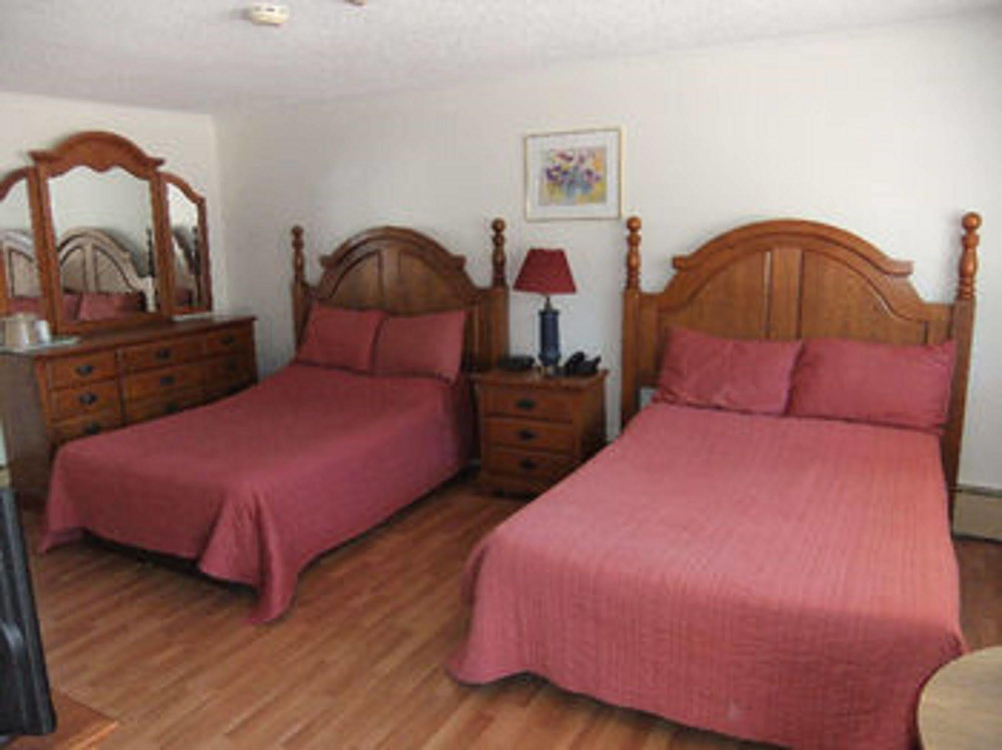 Stonehouse Motel And Restaurant Truro Ngoại thất bức ảnh